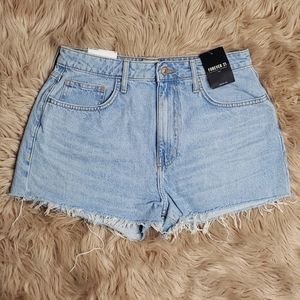 New Forever 21 mom light jean shorts